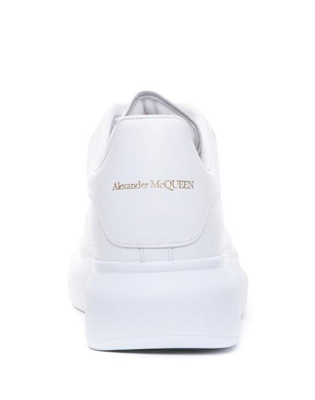 알렉산더맥퀸 [해외직구] 26SS 알렉산더 맥퀸 화이트 레더 오버솔 553770 WHGP09000 White 착용컷