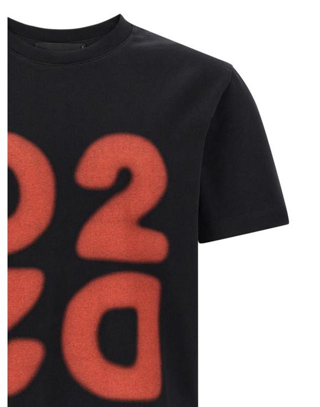 디스퀘어드2 [해외직구] 26FW 디스퀘어드2 반팔 티셔츠 S74GD1579D20106900 Black 착용컷