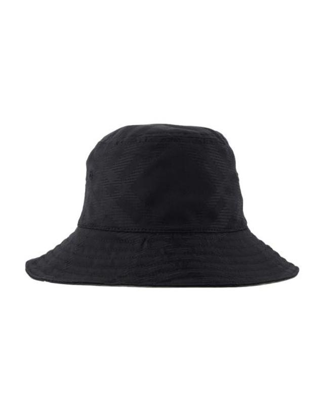 버버리 [해외직구] 24FW 버버리 버킷햇 8095001 black 착용컷