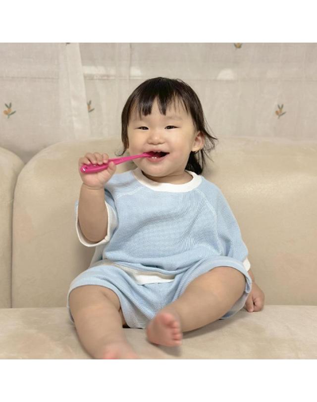 예꼬맘 예꼬맘 아기 어린이 칫솔 실크 x 6개 착용컷