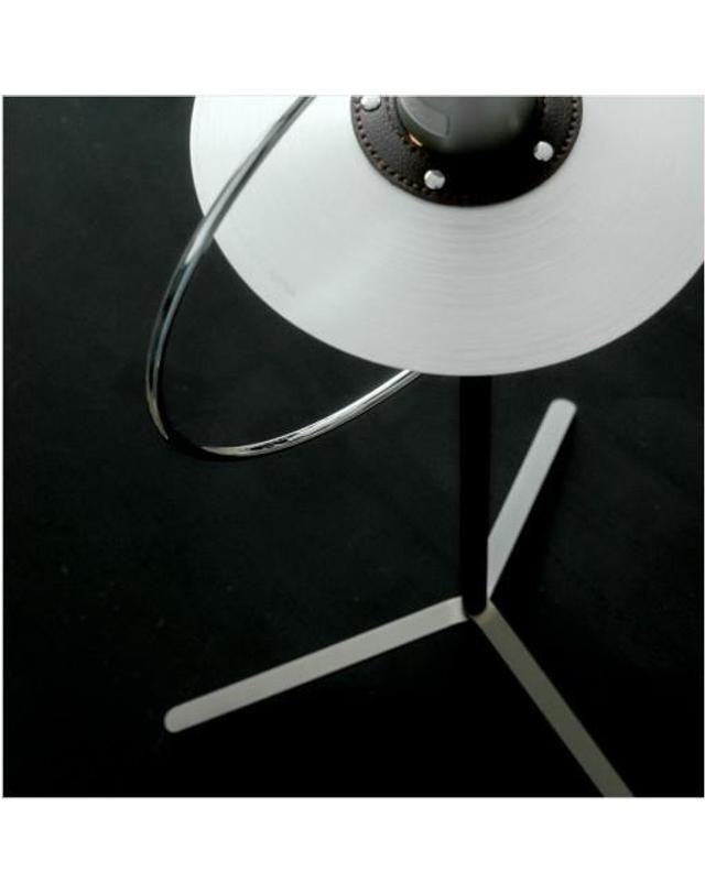 루메나 [루메나] LED 캠핑랜턴 / M3 TABLE STAND 패키지 착용컷