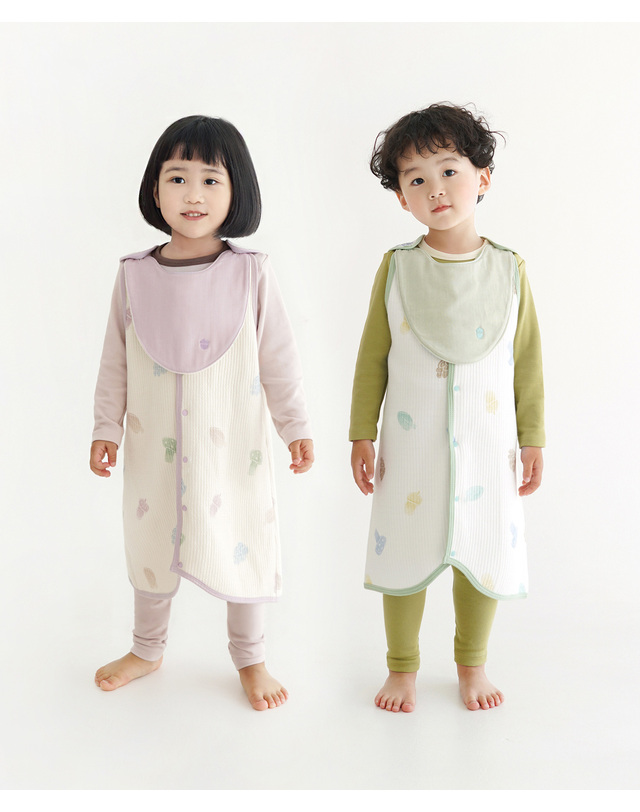 밤부베베 [밤부베베] 밤부골지 위드빕 수면조끼_열매 착용컷