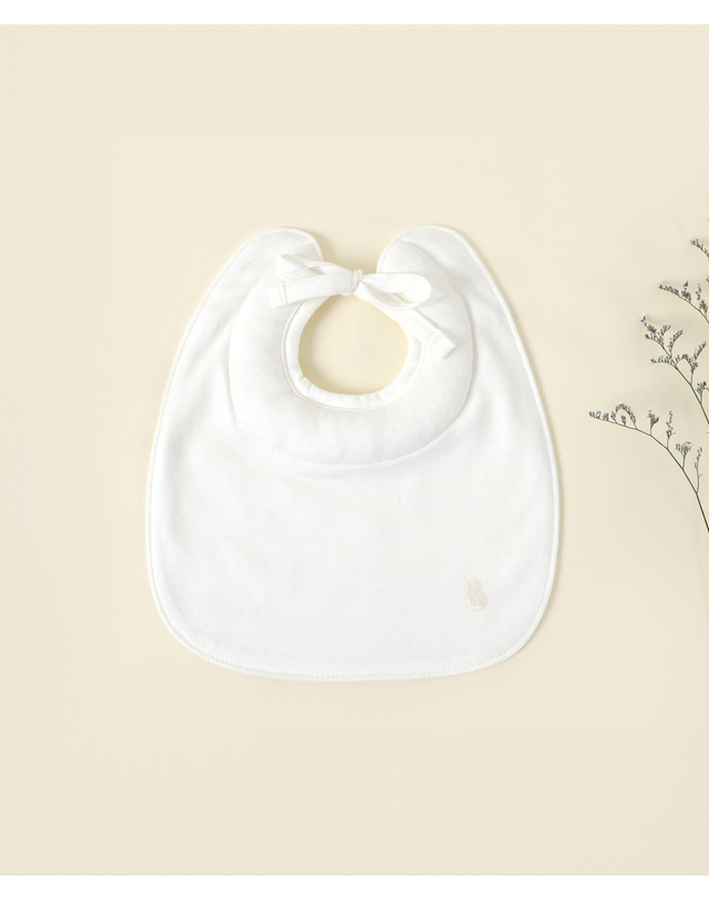 밤부베베 [밤부베베] 화이트크림 턱받이_클린화이트 착용컷