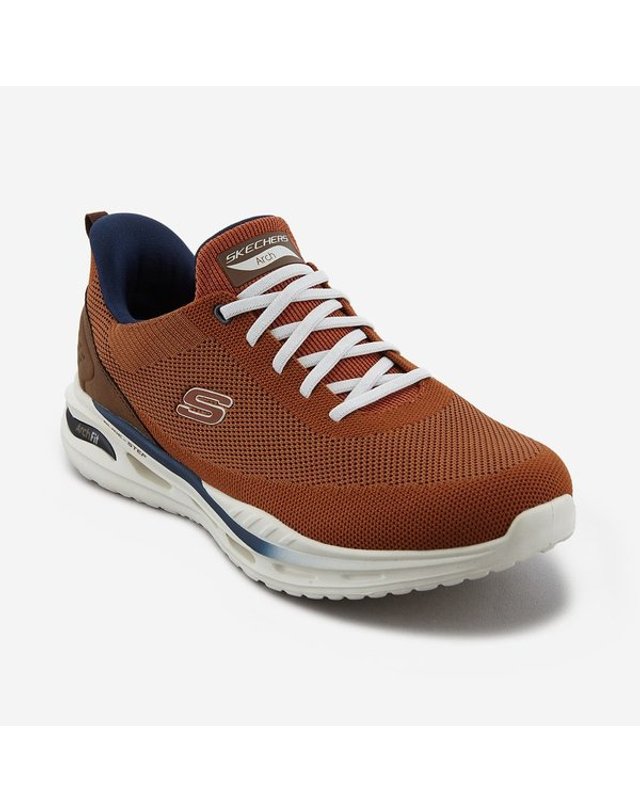 SKECHERS [갤러리아] 스케쳐스 남성 아치핏 오반 와이드 슬립인스 2종_J 착용컷