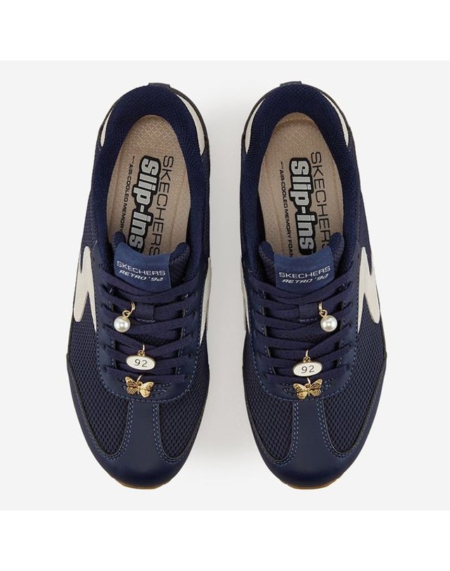 SKECHERS [갤러리아] [스케쳐스 USA] 여성 레트로 라이트(슬립인스) SC0WFCGX251 J 착용컷