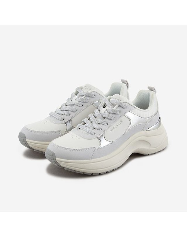 SKECHERS [갤러리아] 스케쳐스 여성 헤이즐 2 2종-TW 착용컷