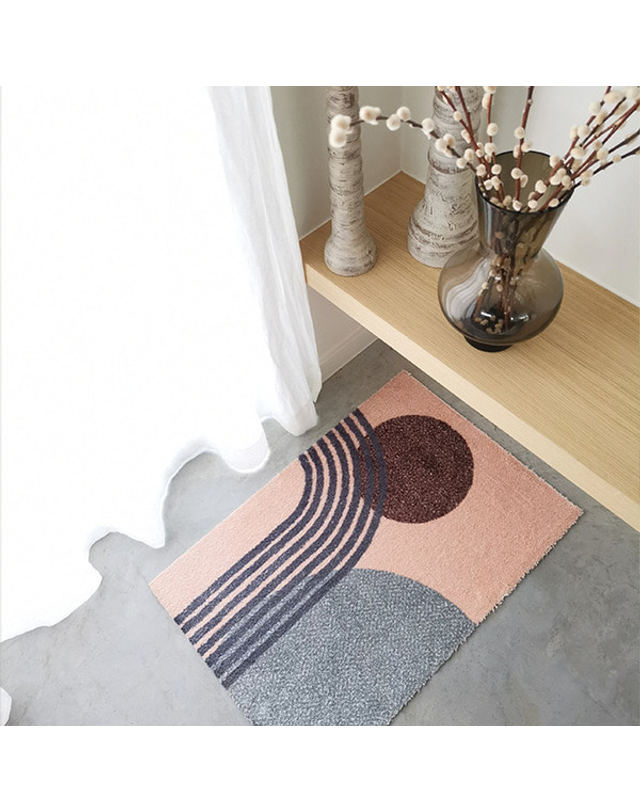 매드어바웃매츠 [Mad about mats]매드어바웃매츠 마크 러그 50x75 / 발매트 / MAD-Mark 착용컷