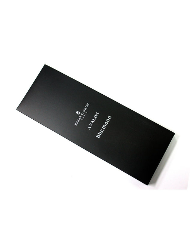 엘르옴므 [blu:moon] 블루문 실크넥타이 - 우쿨렐레 그레이 7cm 착용컷
