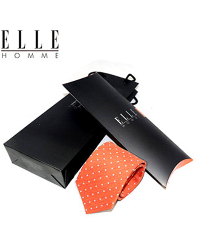엘르옴므 [ELLE HOMME] 엘르옴므 실크넥타이 - 클레이 베이지 7.5cm 착용컷