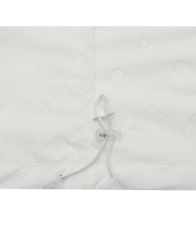 블랙앤화이트 [블랙앤화이트] 남성 로고엠보 베스트 1013GZVP_WHITE 착용컷