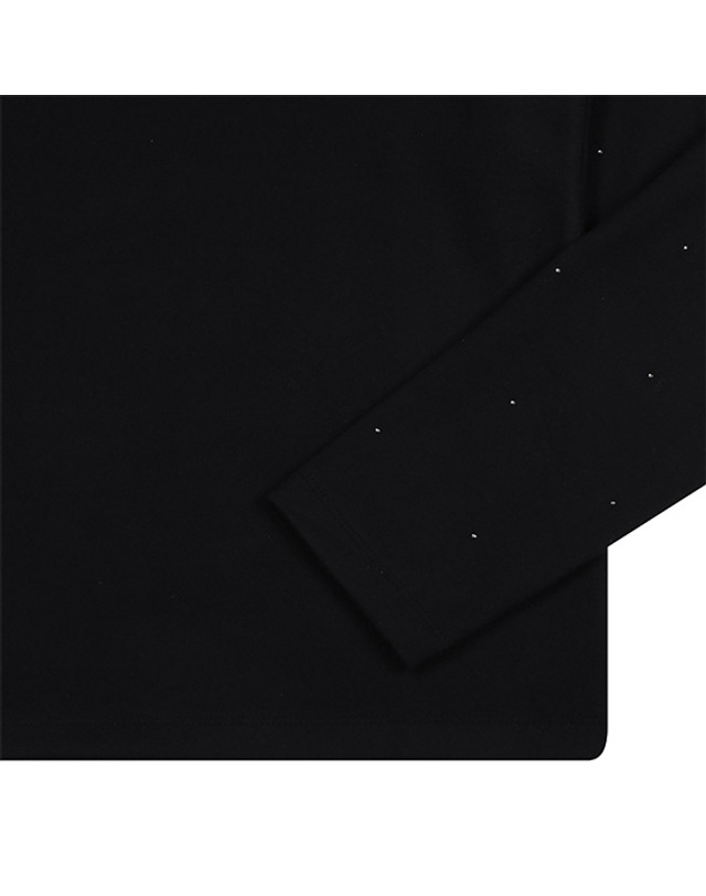 블랙앤화이트 [블랙앤화이트] 여성 라글란소매 하이넥 티셔츠 9284LXSP_BLACK 착용컷