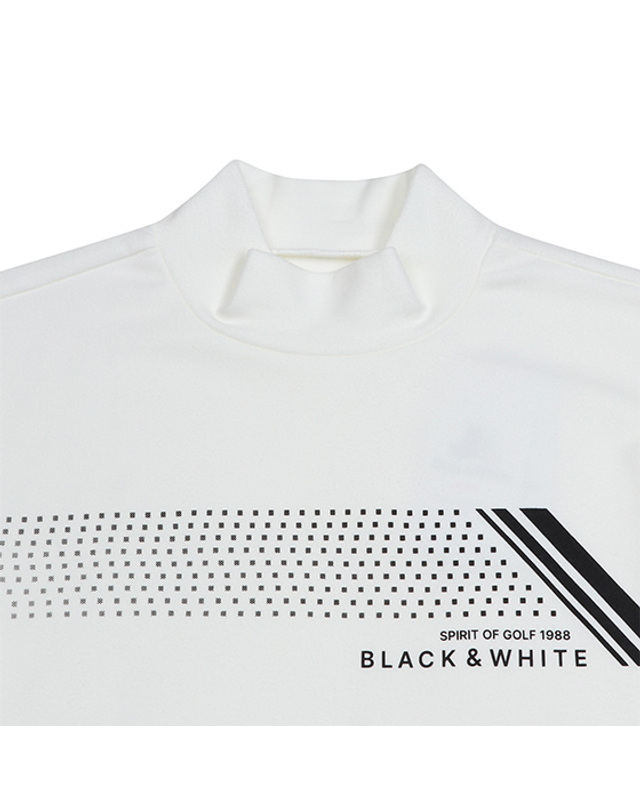 블랙앤화이트 [블랙앤화이트] 남성 베이직 하이넥 기모 티셔츠 9204GXSP_WHITE 착용컷