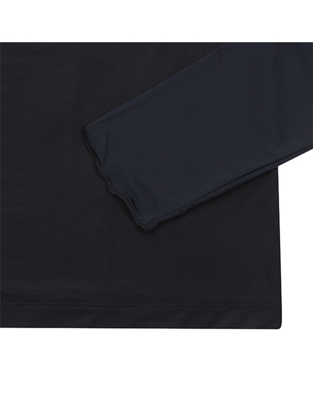 블랙앤화이트 [블랙앤화이트] 여성 테리어 포인트 냉감소매 긴팔티셔츠 9504LZSS_BLACK 착용컷