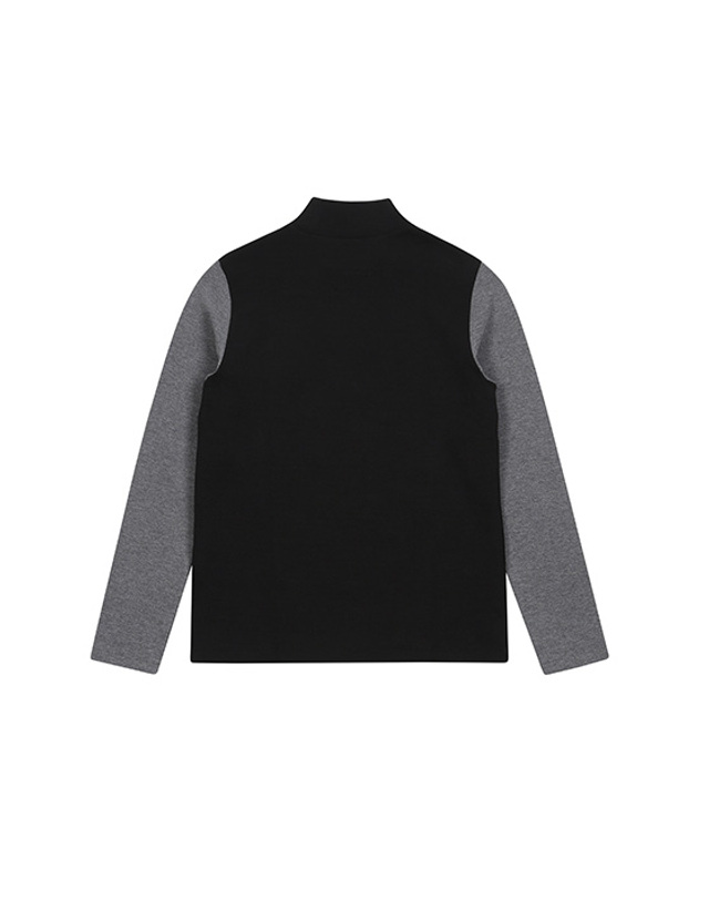블랙앤화이트 [블랙앤화이트] 여성 소매배색 하이넥 티셔츠 9244LXSR_BLACK 착용컷