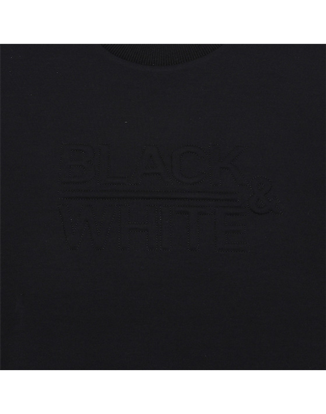 블랙앤화이트 [블랙앤화이트] 남성 셋업 맨투맨 티셔츠 9404GXSP_BLACK 착용컷