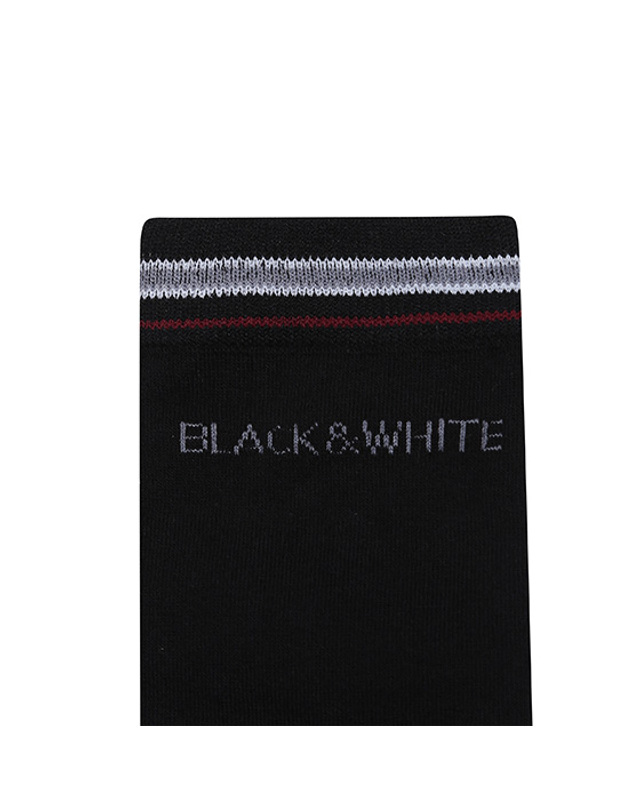 블랙앤화이트 [블랙앤화이트] 남성 라인배색 중목 양말 8115GXSC_BLACK 착용컷