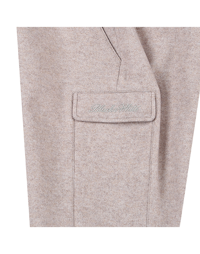 블랙앤화이트 [블랙앤화이트] 여성 울터치 멜란지 조거팬츠 5095LBWP_BEIGE 착용컷