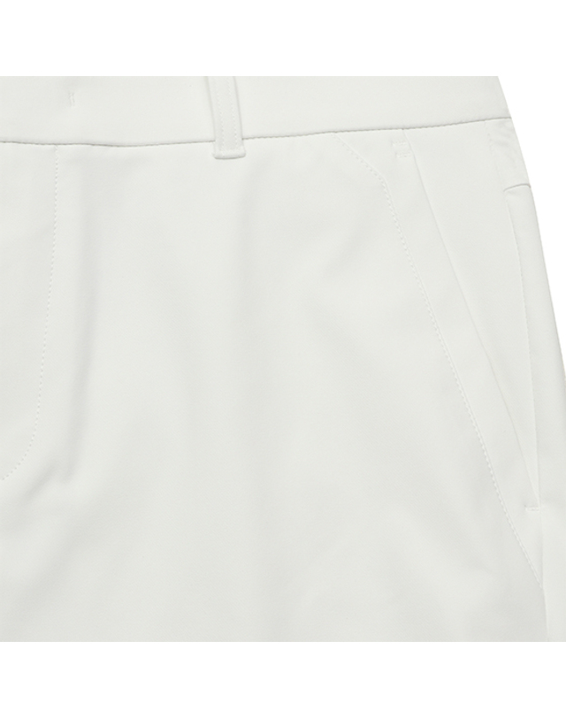 블랙앤화이트 [블랙앤화이트] 남성 가을 초두 기본바지 5063GXWN_WHITE 착용컷