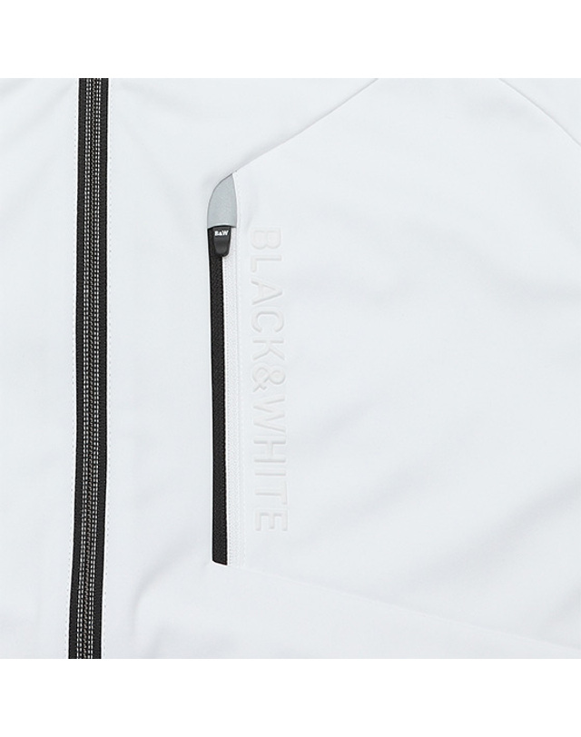 블랙앤화이트 [블랙앤화이트] 남성 봄 3LAYER 스윙 점퍼 1132GCOR_WHITE 착용컷