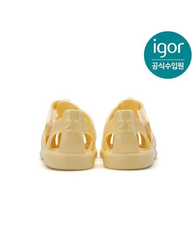트래드후스 [갤러리아] 이고르 토비 글로스 러브 바닐라 IGSDL4M2YL 키즈젤리슈즈 여아샌들 키즈샌들 착용컷