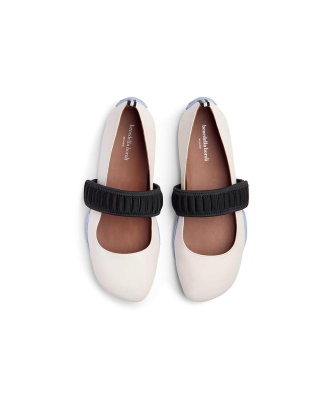 베네데타보롤리 Bianca Sneakerina Moon 착용컷