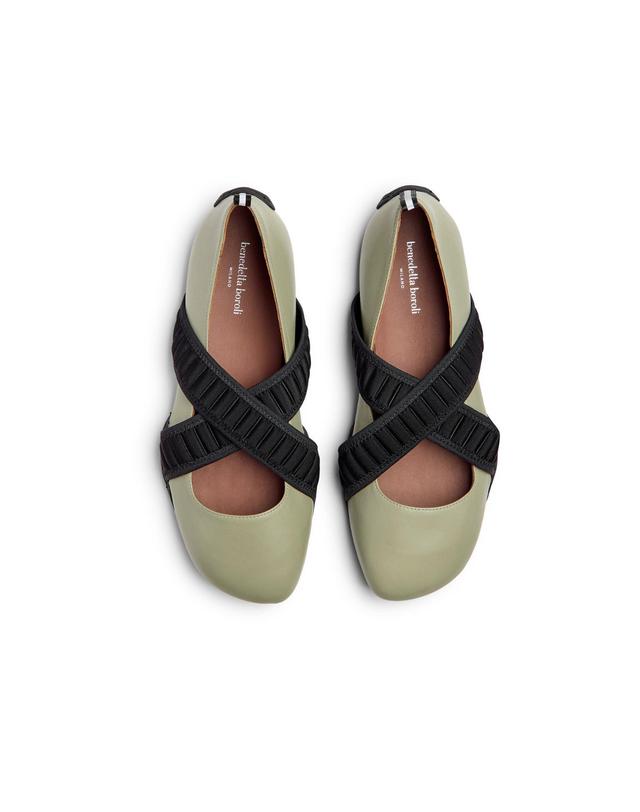 베네데타보롤리 Bianca Sneakerina Sage 착용컷