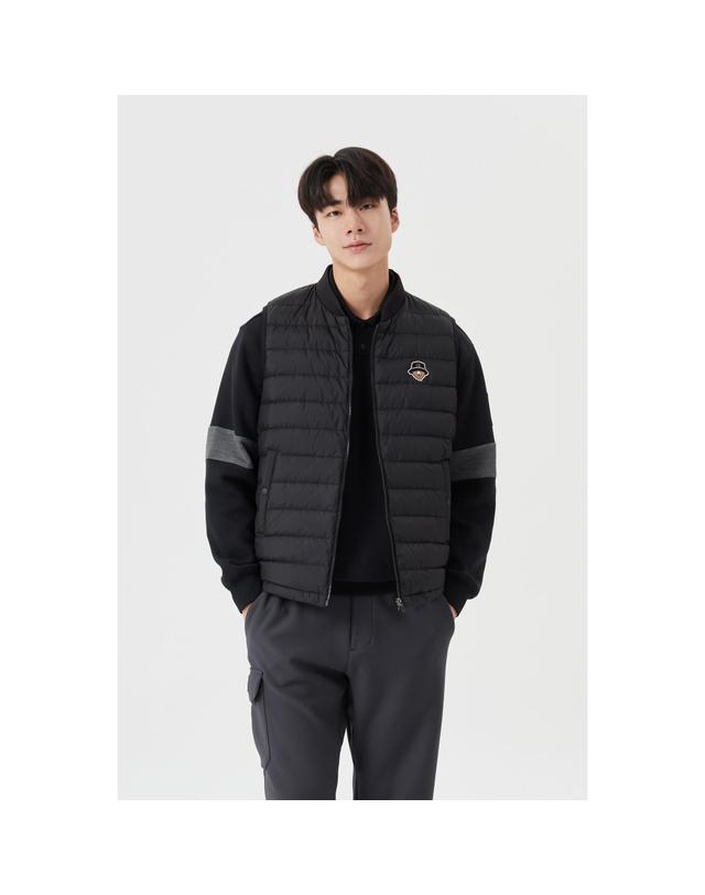 골든베어 Lightweight Down Vest G4VAW25811BKX 착용컷