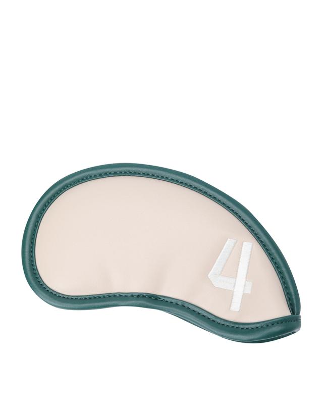 골든베어 (U) Bear Iron Cover G6GJX26122BEX 착용컷