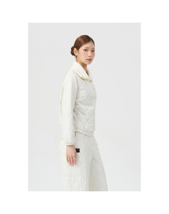 골든베어 (여성) Quilted V-neck Sweat (SET UP) G5TAW26201IVX 착용컷