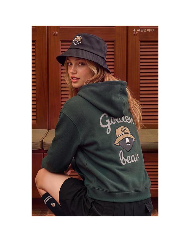 골든베어 (공용) Printed Back Hoody G4TAW26202GRX 착용컷