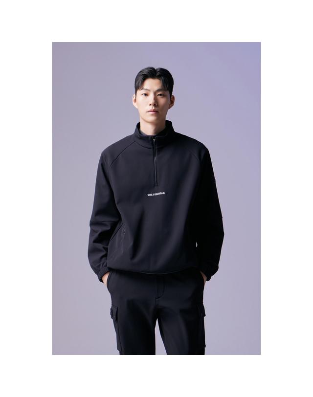 골든베어 (남성) Brushed Back Woven Patched Half-Zip G4TAW26502BKX 착용컷