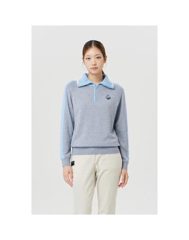 골든베어 (여성) Back Graphic Half Zip Sweater G5WAW26501GYX 착용컷