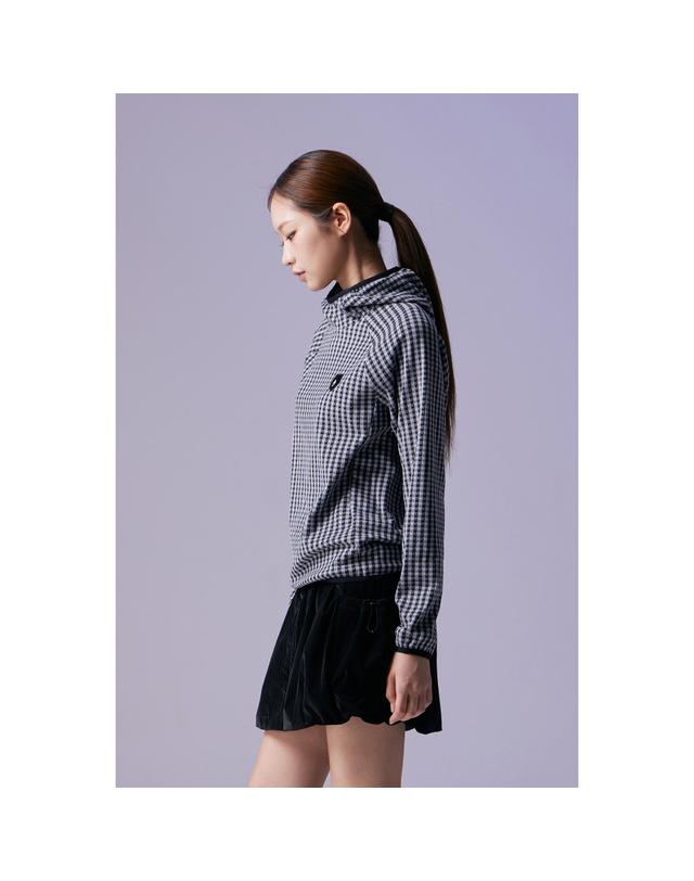 골든베어 (여성) Check Thermal Quarter-Zip Mid-Layer G5TAW26502BKX 착용컷