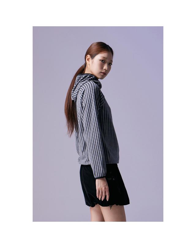 골든베어 (여성) Check Thermal Quarter-Zip Mid-Layer G5TAW26502BKX 착용컷