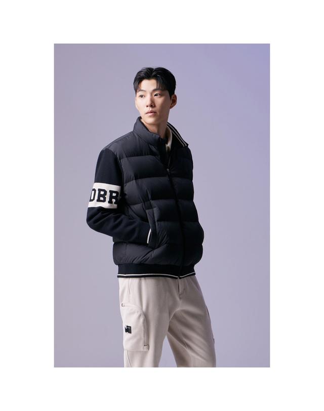골든베어 (남성) Knit Hybrid Down Jumper G4UAW26701BKX 착용컷