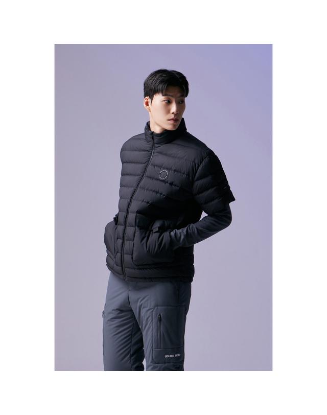 골든베어 (남성) Quilted Half Sleeve Down Jumper G4UAW26503BKX 착용컷