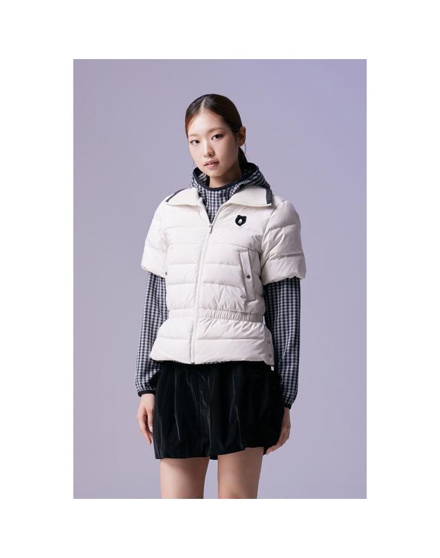 골든베어 (여성) Quilted Down Half Sleeve Jumper G5UAW26502IVX 착용컷