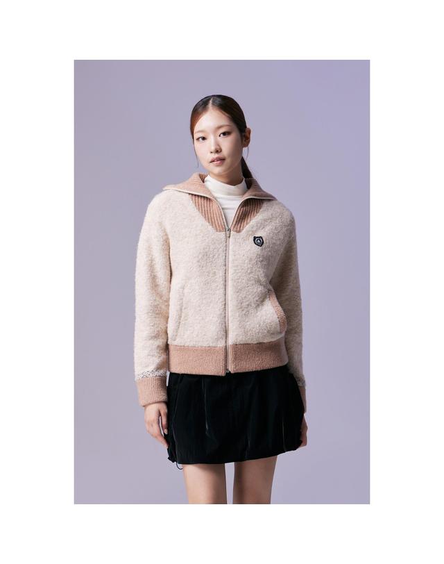 골든베어 (여성) Melange Neck Point Sweater G5WAW26701BEX 착용컷