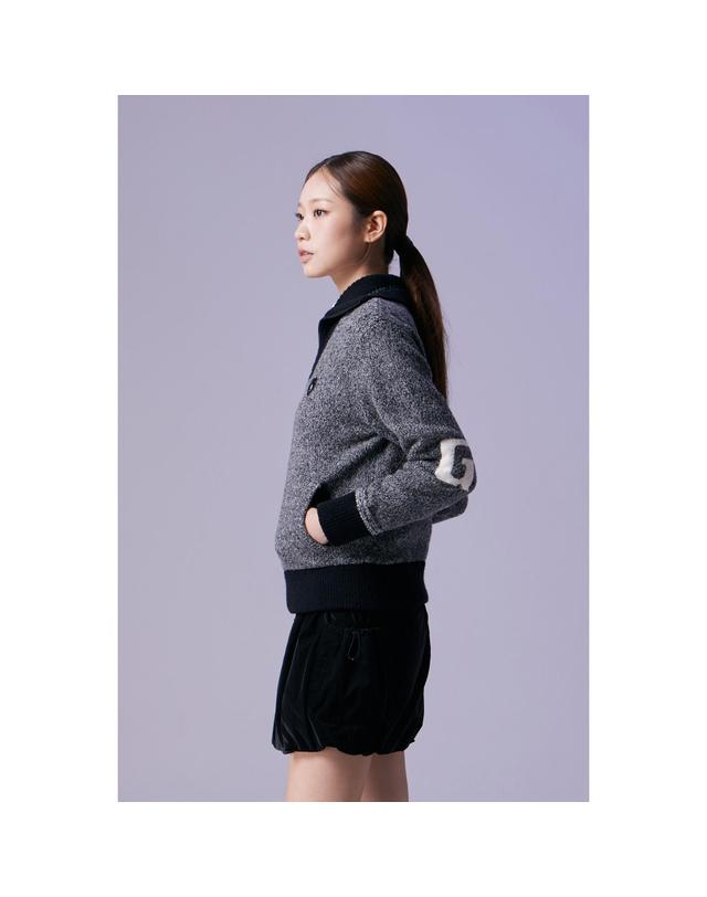골든베어 (여성) Melange Neck Point Sweater G5WAW26701DGX 착용컷
