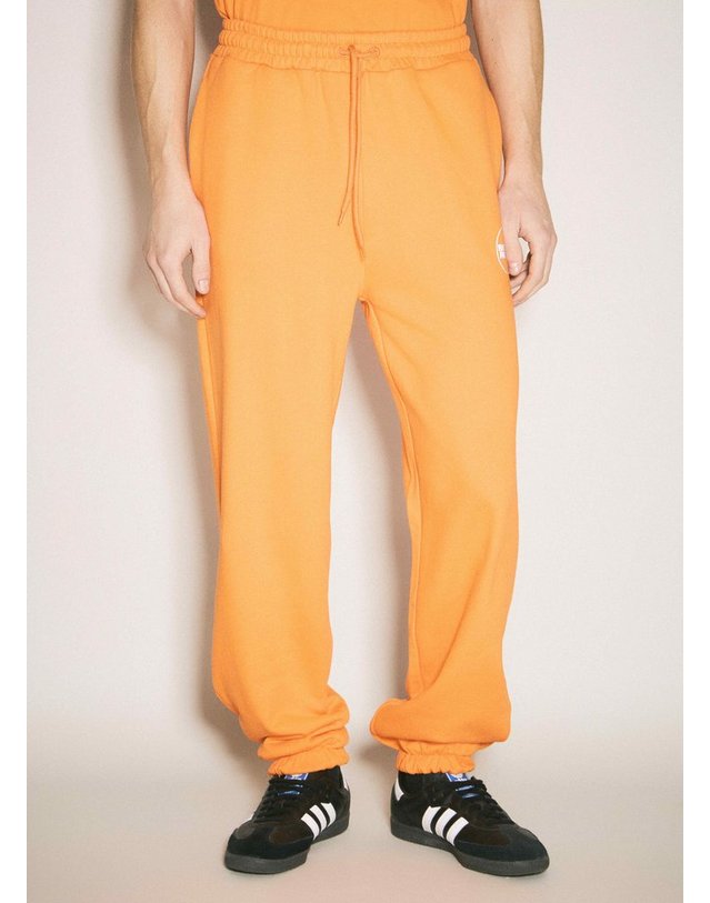 보일러 룸 [해외직구] 24 S/S 보일러 룸 로고 프린트 트랙 팬츠 AW23PT02ORA B0111453915 착용컷