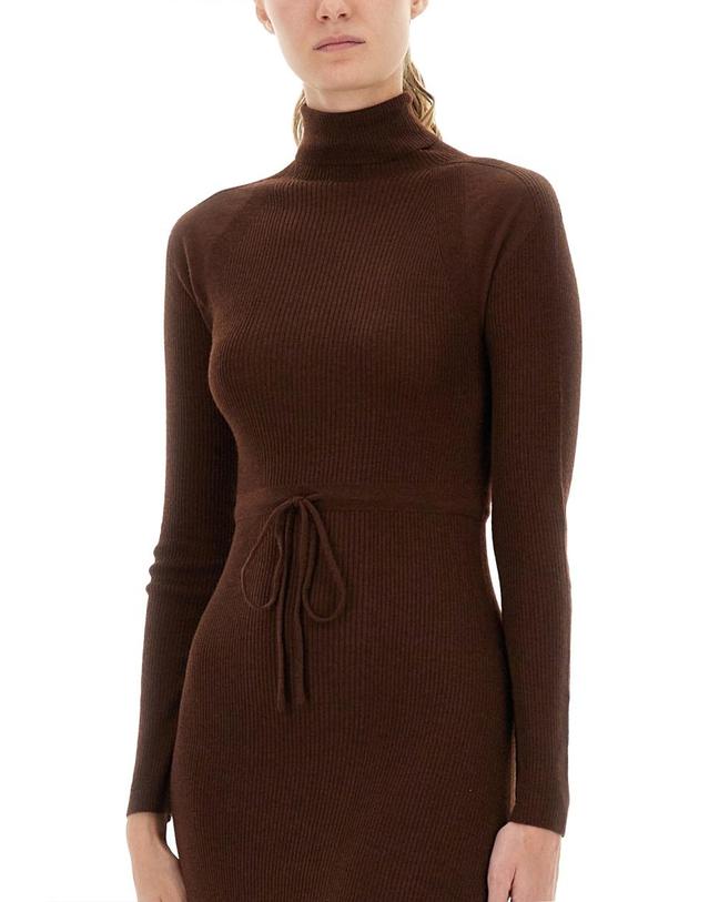 아페세 [해외직구] 25 F/W A.P.C 아페쎄 미디 드레스 MARIANNA WVBEG-F35208_CAA B0041760253 착용컷