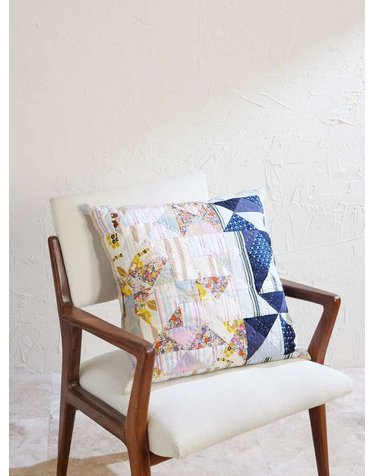 [해외직구] A.P.C 아페쎄 I CANT EXPLAIN 패치워크 코튼블렌드 쿠션 QUILT-M85458 B0082310739
