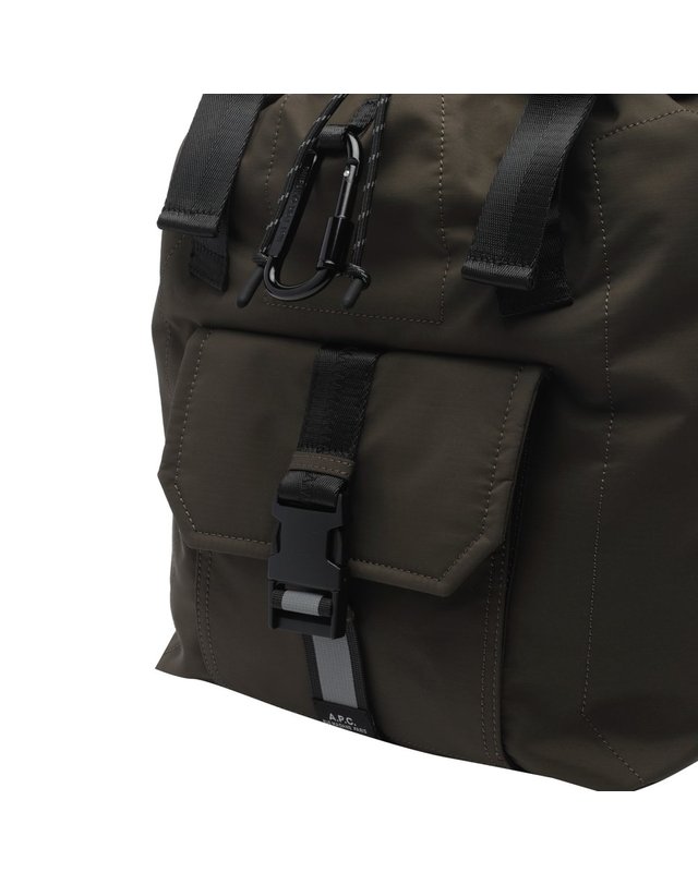 아페세 [해외직구] 26 F/W A.P.C 아페쎄 트렉 백팩 PAAGE H62631/JAD B0012286537 착용컷