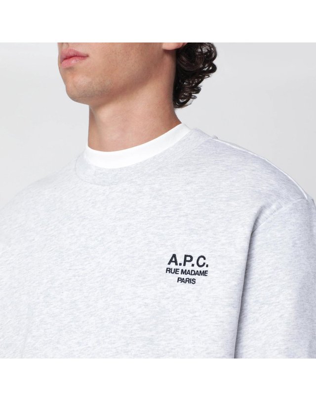 아페세 [해외직구] 26 F/W A.P.C 아페쎄 루 마담 맨투맨 인 그레이 코튼 COHBV-M27913UCO-TPN B0052306741 착용컷