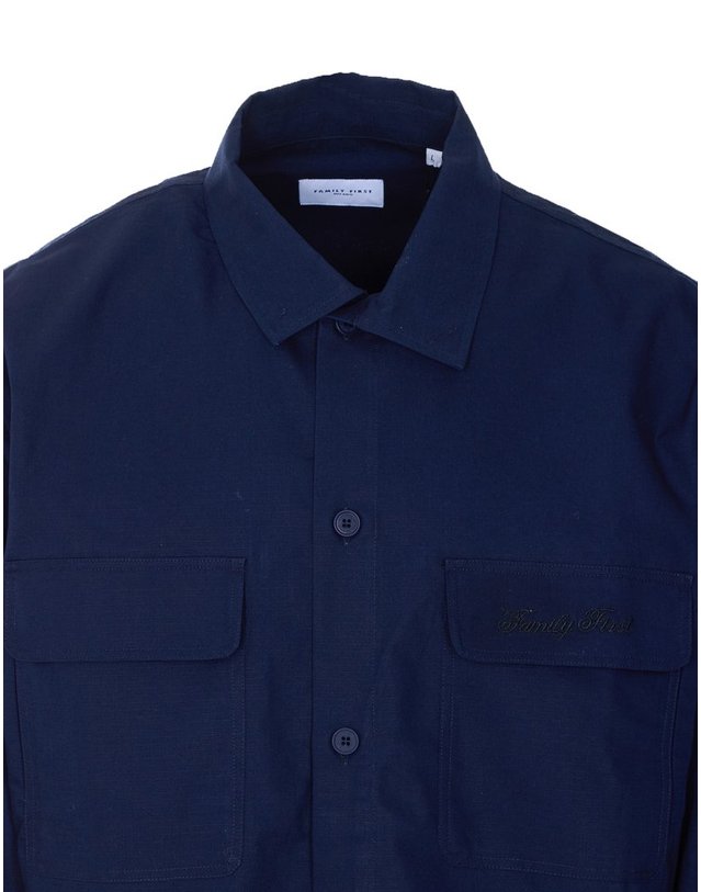 패밀리 퍼스트 [해외직구] 26 S/S 패밀리 퍼스트 밀라노 로고 오버셔츠 JBS2603/DB B0011987748 착용컷