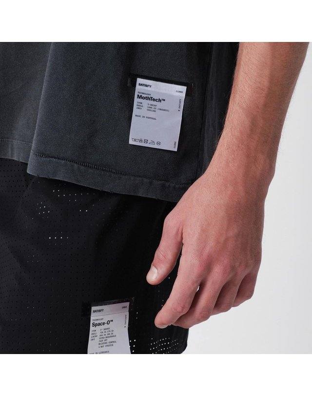 새티스파이 [해외직구] 26 F/W 세티스파이 AGED 블랙 MOTHTECH 티셔츠 인 코튼 11006CO-00A38 B0052363275 착용컷