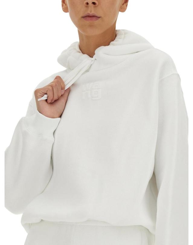 티바이알렉산더왕 [해외직구] 24 S/S 알렉산더 왕 T 에센셜 맨투맨 4CC3222069_100 B0041274676 착용컷