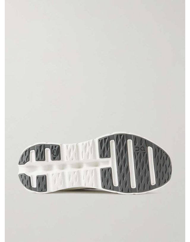 온 [해외직구] 26 S/S 온러닝 CLOUDTILT 러버 메쉬 슬립온 스니커즈 3ME10103740 B0081939553 착용컷
