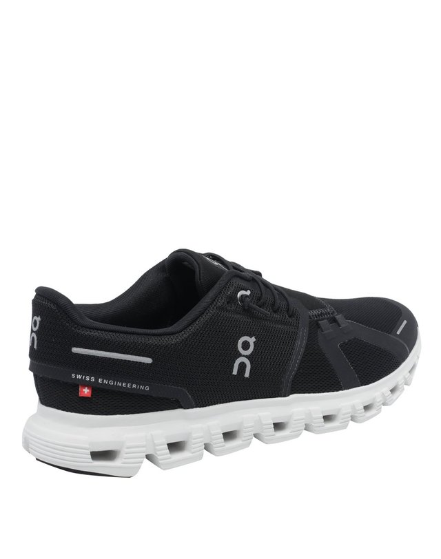 온 [해외직구] 26 F/W 온러닝 클라우드 6 스니커즈 3MF10070299/BLACK/WHITE B0012200911 착용컷