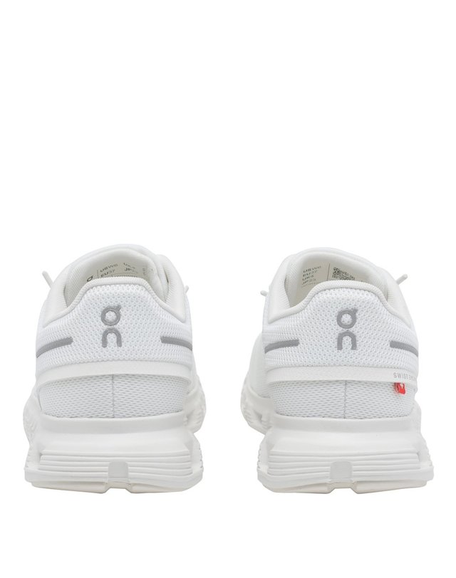 온 [해외직구] 26 F/W 온러닝 클라우드 6 스니커즈 3WF10061200/WHITE/ WHITE B0012252780 착용컷